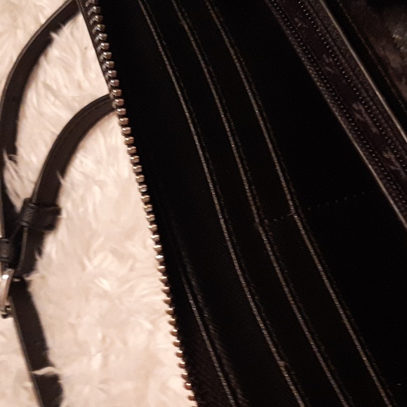 Karl Lagerfeld Paris Wallet Crossbody, preloved - Picture 9 of 15